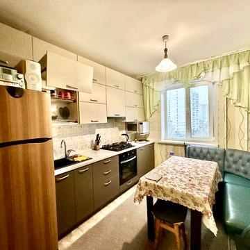 Оренда 2к 60м 6/10п Радунська 5 газ.плита, бойлер, гарний стан та комп