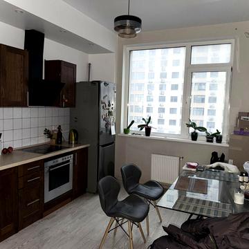 Перлинна вул., 4