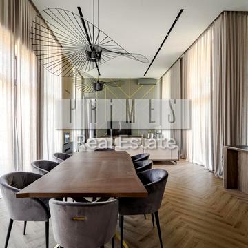 Вишнева вул.