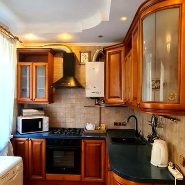 Лесі Українки бульв., 20