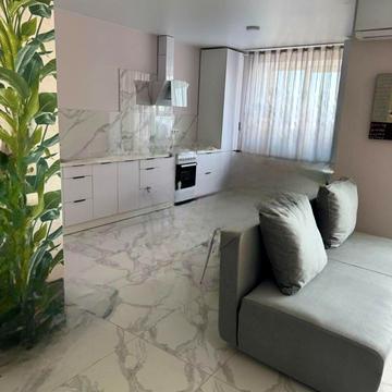 Євгена Коновальця вул., 11