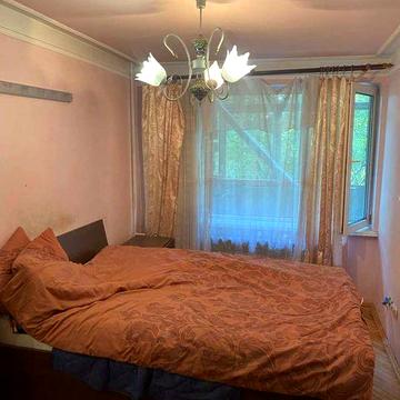 Продам 2-кім вул. Володимера Великого