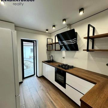 Вишгородська вул.