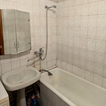 Вацлава Гавела бульв. (Івана Лепсе), 36-Б