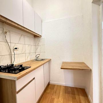 Довгострокова оренда 1к Квартира Вокзальна (Гагаріна Юрія) вулиця