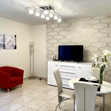 Квартира 2ух кімнатна, метро Осокорки 3хв пішки, поряд Позняки