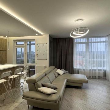 Під Голоском вул., 16