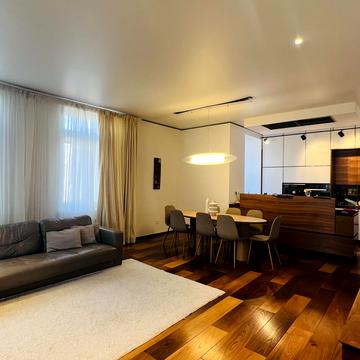 Гіпсова вул., 93 