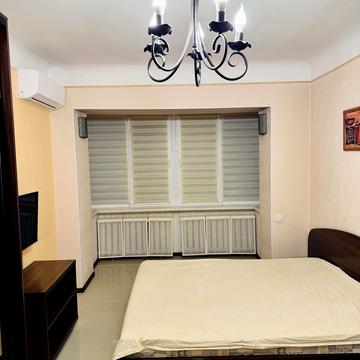 Предславинська вул., 29