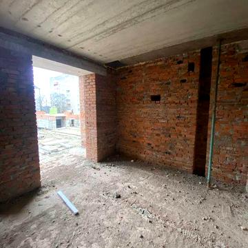 Продається 2-х кімнатна квартира по вулиці Незалежності. ЖК Магнолія парк.