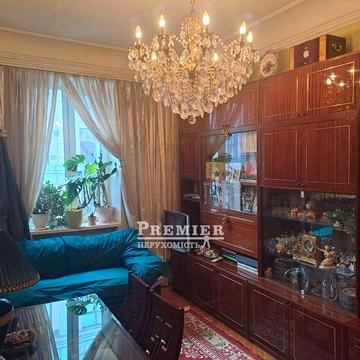 Атмосферна 2-кімнатна квартира в центрі міста