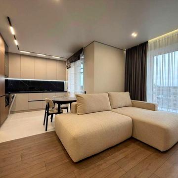 1-к в обжитому будинку біля ТЦ Velles Mall