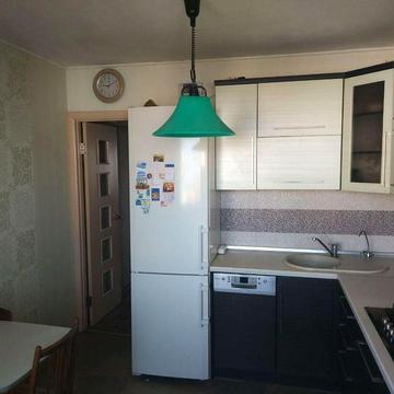 2 комн квартира Борщаговка, Якуба Коласа