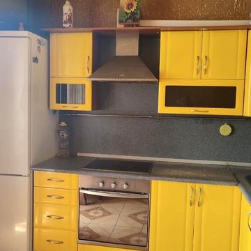 Милославська вул., 41/15