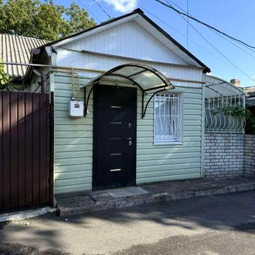 Терміново! Продам част. будинку в центрі. Вул. Замкова