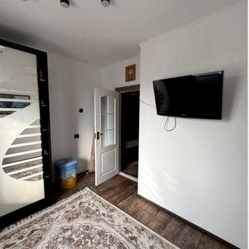 Продаж 5 кім квартири Шухевича 18