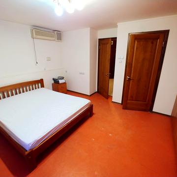 Старокозацька вул. (Комсомольська), 33