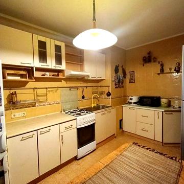 Сдам 2 комнатную квартиру Победа 6