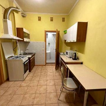 Оренда 2-кімнатної квартири в центрі Львова, вул. Коперника