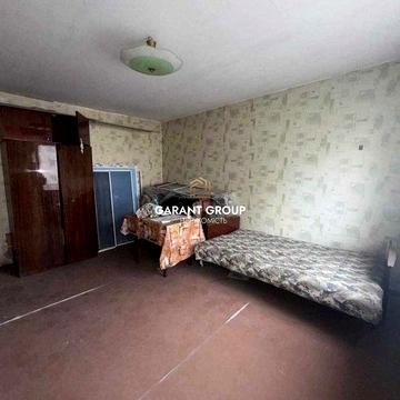 Продається двокімнатна квартира на Добровольського