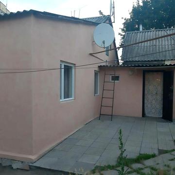 Івана Нечуя-Левицького вул. (Каруни), 30