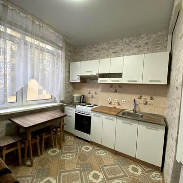 Привокзальна вул., 2в