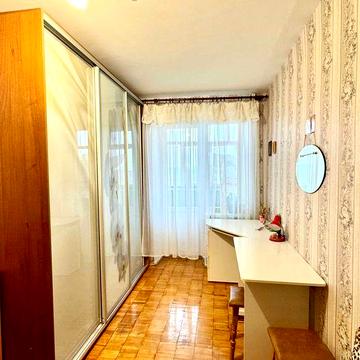 Продаж ОГЛЯДОВОЇ квартири 73 м² р-н Корбутівка