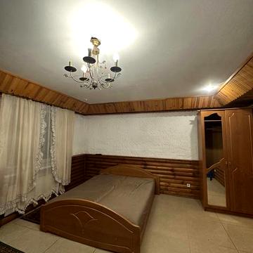 Здається 1 кім на Богунії з автономним опаленням.