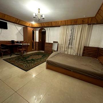 Здається 1 кім на Богунії з автономним опаленням.