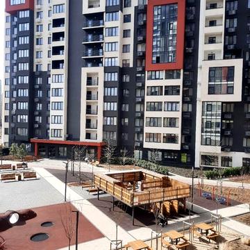 Спортивна вул., 3/1