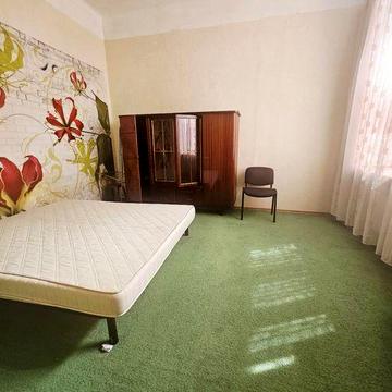 Аренда 2 ком. гостинку в центре, метро Бекетова, ул. Чигирина