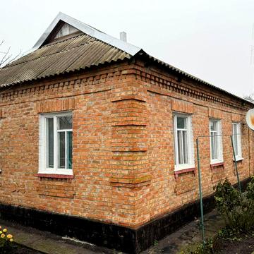 Продам будинок у жилому стані