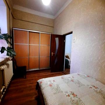 Сдам квартиру на земле. Гараж. Двор. Море. 10 ст. Б. Фонтана.