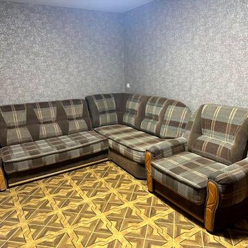 Богдана Хмельницького просп. (Героїв Сталінграда), 3