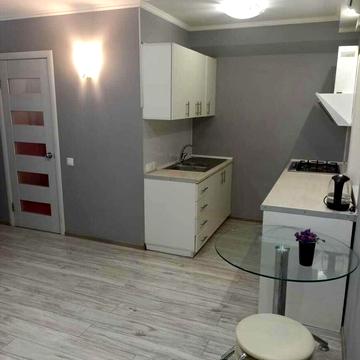 Героїв полку "Азов" вул. (Маршала Малиновського), 28-Б