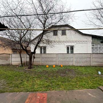 Продається будинок в м. Сквира.