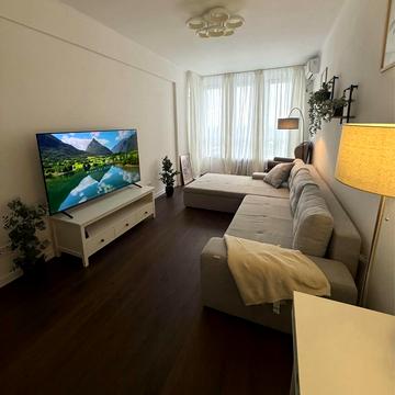 Лесі Українки бульв., 36-Б