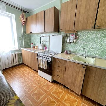 Київська вул., 18