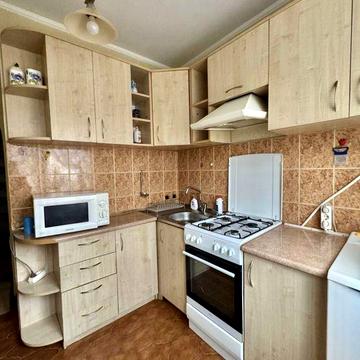 Здається в оренду 2К квартира Бам Л.Гузара