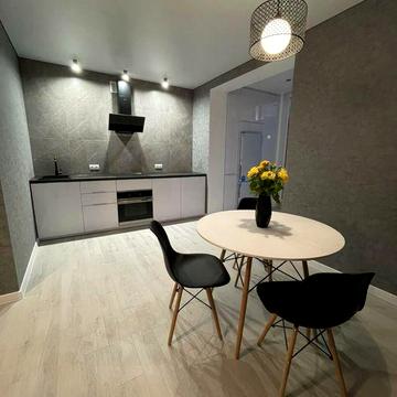 Здам квартиру 45 кв м Озерна