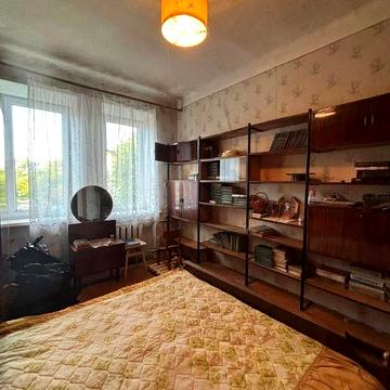 Продам простору 3 кімнатну у м.Шептицький