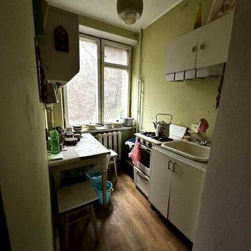 Продаж чудової 1-кімнатної Евідновлення  вул. Нижньоюрківська,13 Поділ