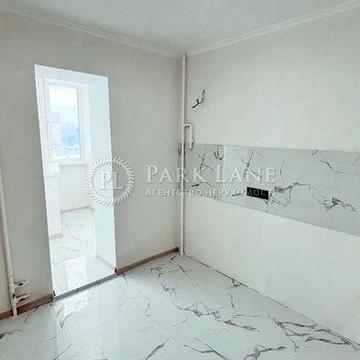 ТЕРМІНОВО Лифаря Сержа новий ремонт квартира 34м2 ВИГІДНО ЛОДЖИЯ