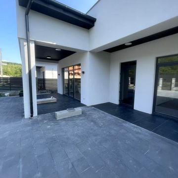 Продається новий сучасний будинок р-н Червениця! «Євідновлення»