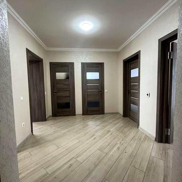 Квартира з гаражем.Калин.слобода-2 містечко закрит типу.Вся інфраструк