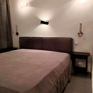 Вишняківська вул., 5