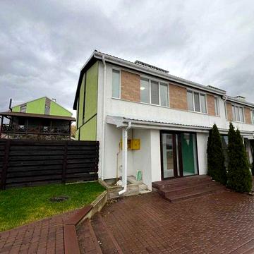 Продаж Таунхауса з ремонтом  та меблями! Без Комісіі!