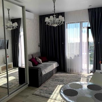 Полуничний пров., 24