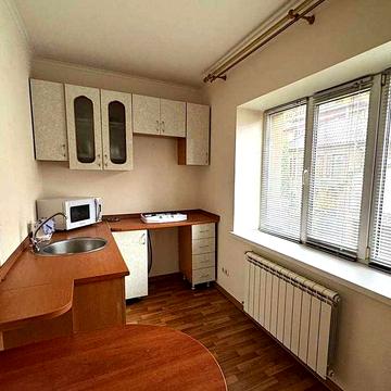 м Голосіївська,  Владислава Заремби 45, оренда 1к затишної квартири