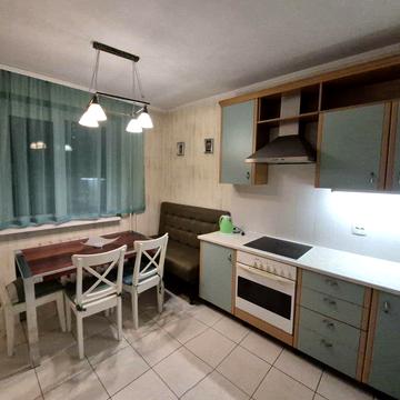 Драгоманова вул., 14